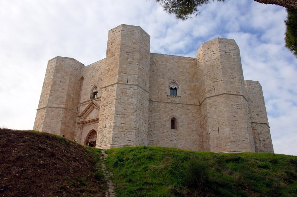 21 Castel del Monte.JPG